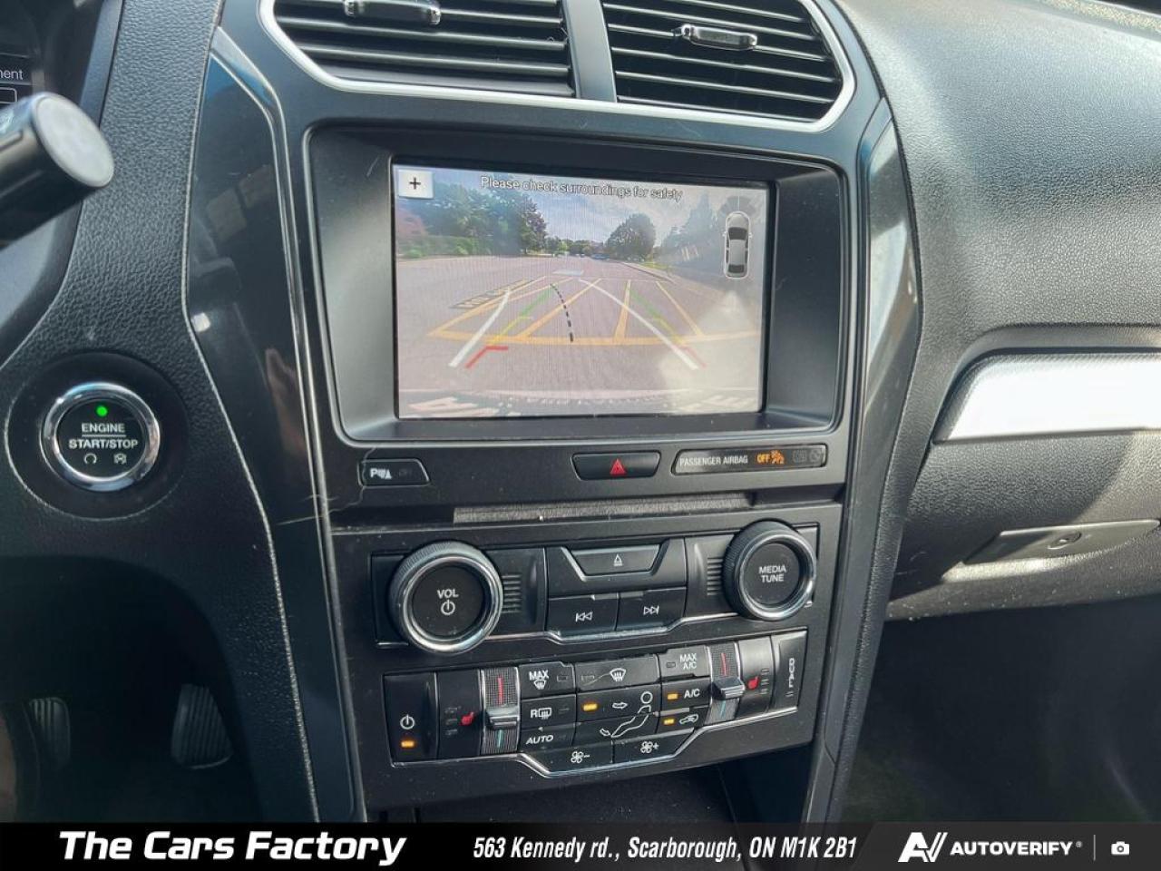 2017 Ford Explorer XLT 4WD Apple Carplay No Accident! - Photo #19