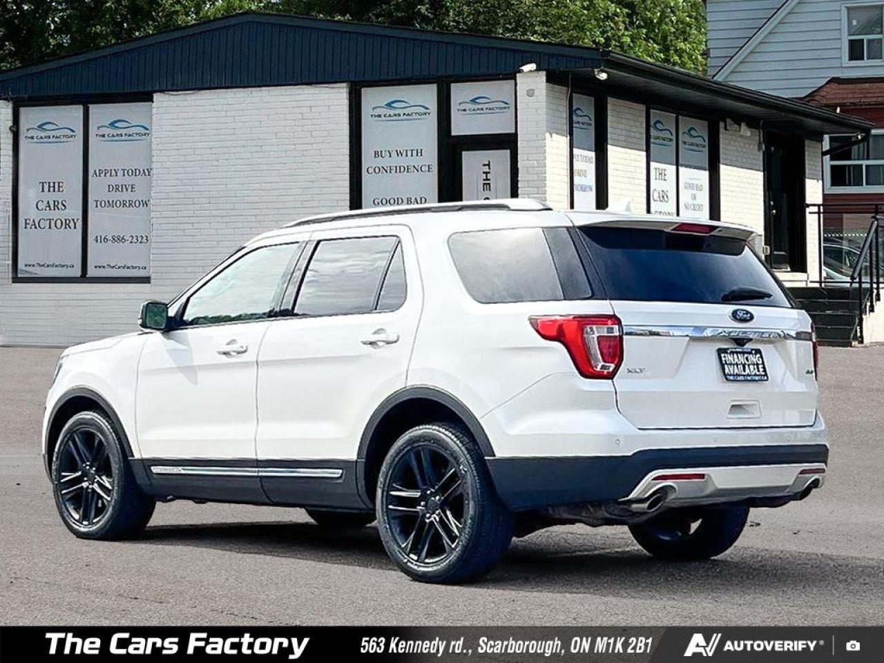 2017 Ford Explorer XLT 4WD Apple Carplay No Accident! - Photo #4