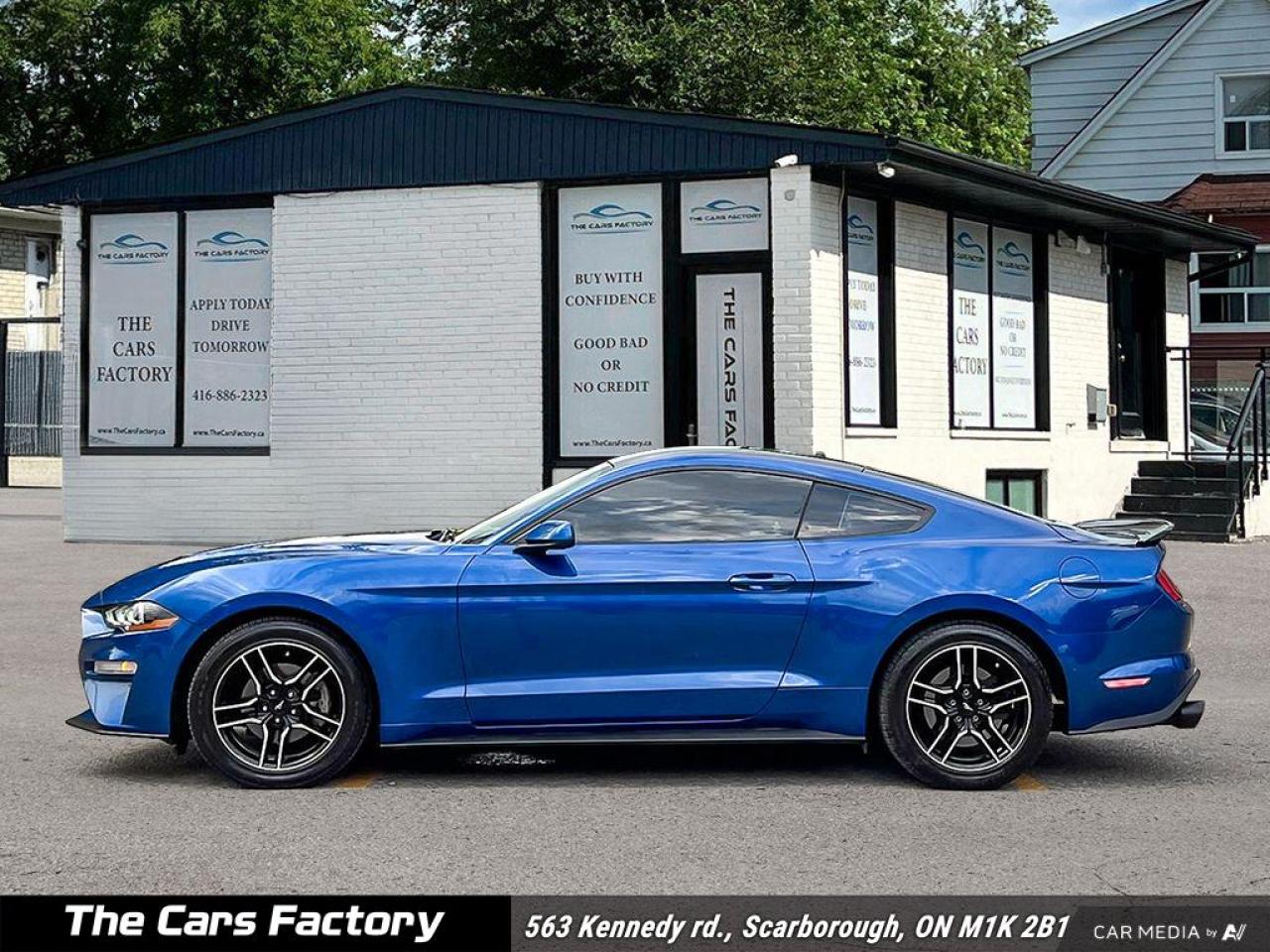 2018 Ford Mustang EcoBoost Fastback Apple CarPlay No Accident! Photo2