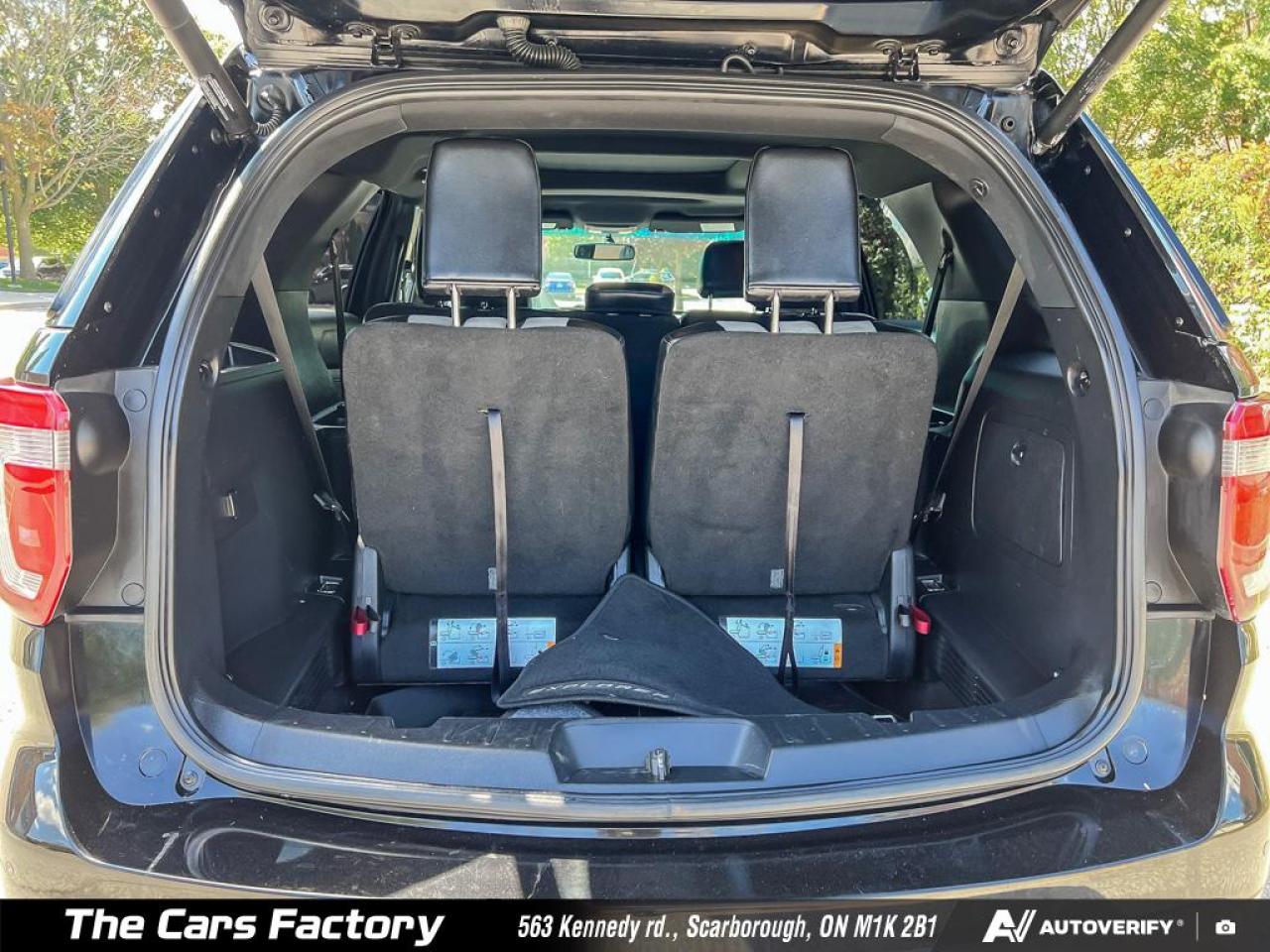 2017 Ford Explorer 4WD XLT Lether/ Roof / Apple Carplay - No Accident - Photo #10