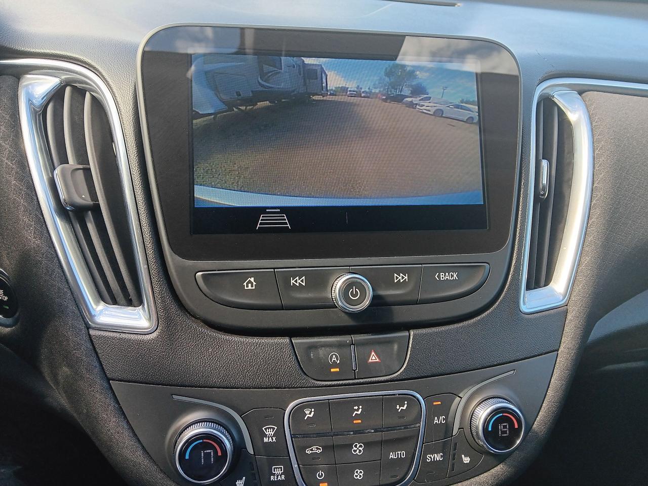 2020 Chevrolet Malibu LT, Blindspot, Lane Assist, BU Cam Remote Htd Seat - Photo #18