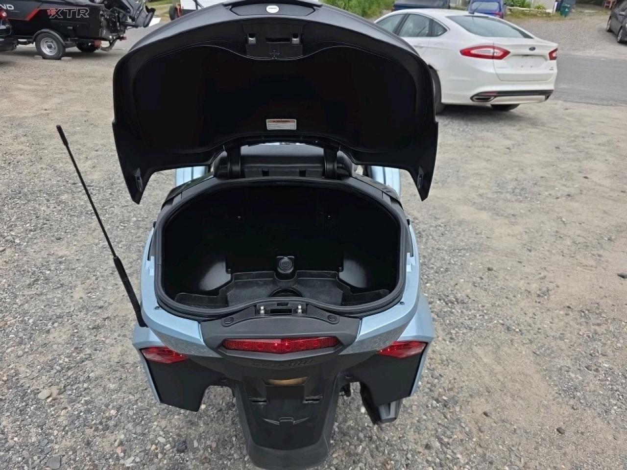 2021 Can-Am Spyder F3 Limited Photo