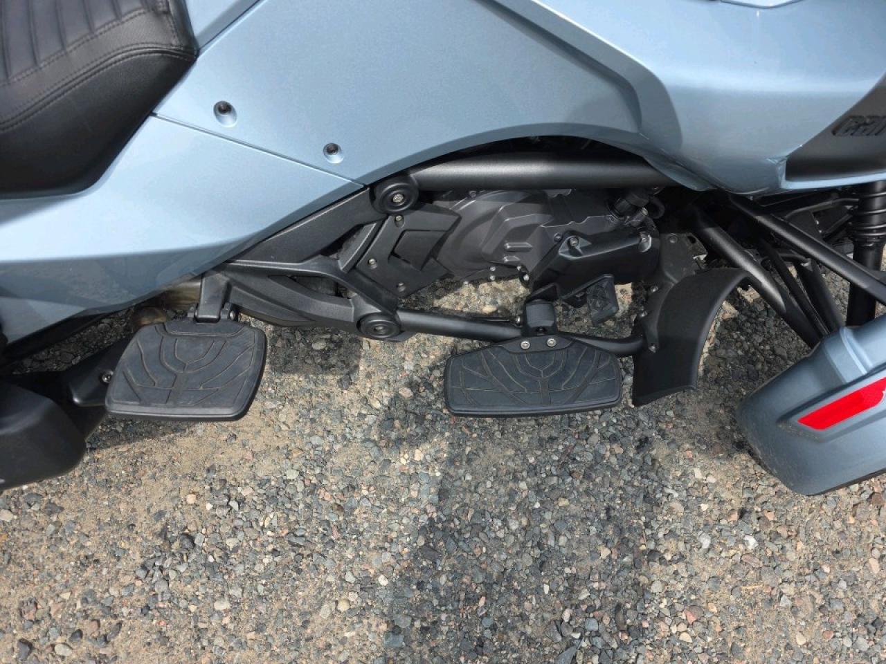 2021 Can-Am Spyder F3 Limited Photo