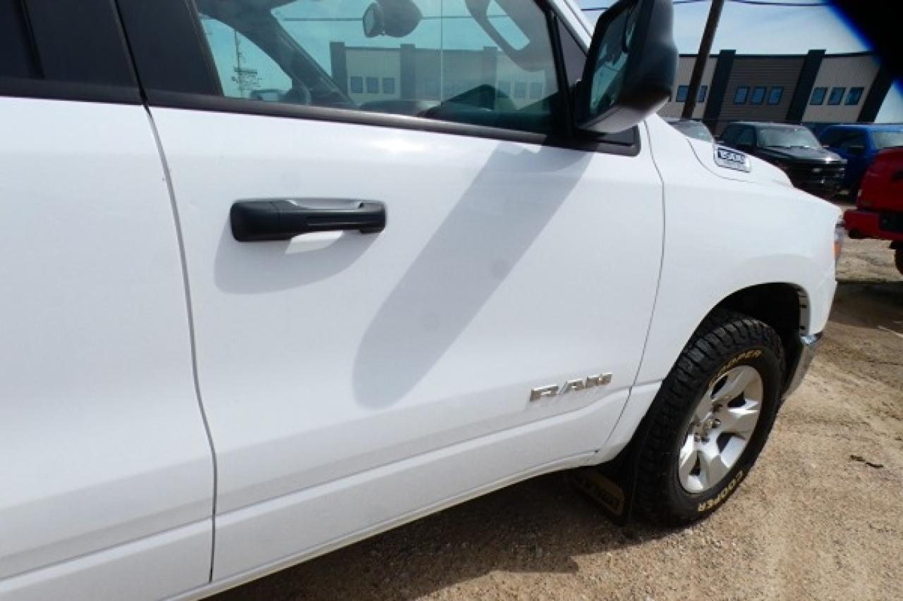 2022 Dodge Ram 1500 Tradesman 4x4 Crew Cab w/cloth seats, BUC - Photo #30