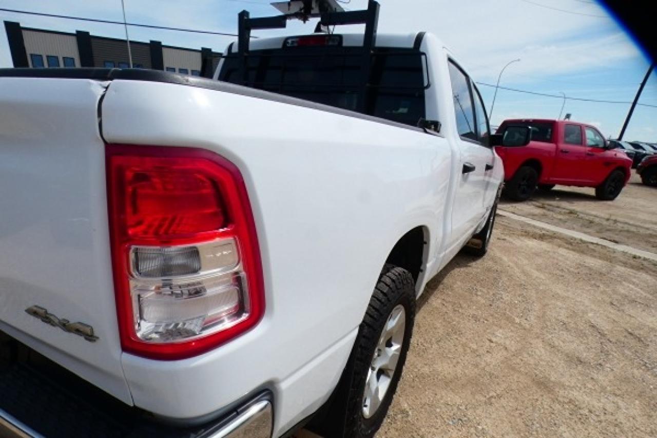 2022 Dodge Ram 1500 Tradesman 4x4 Crew Cab w/cloth seats, BUC - Photo #36