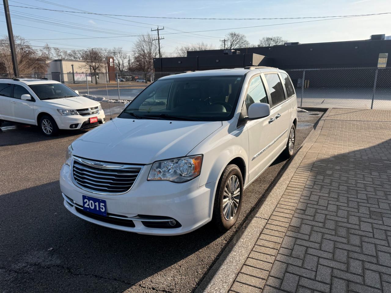 2015 Chrysler Town & Country Touring-L Photo