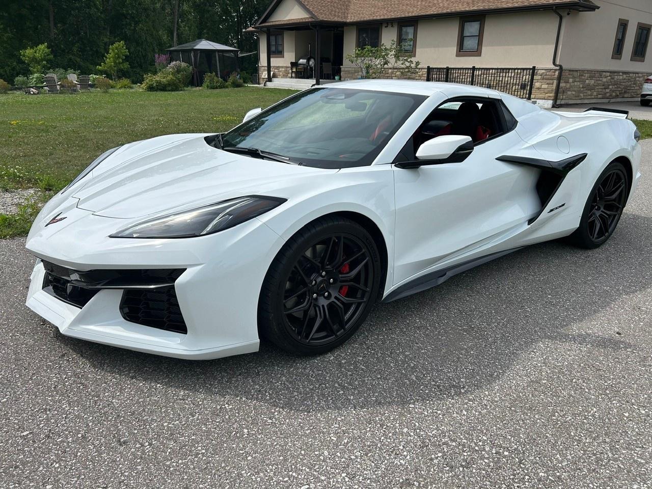 Used 2024 Chevrolet Corvette Z06 Convertible for sale in Leamington, ON