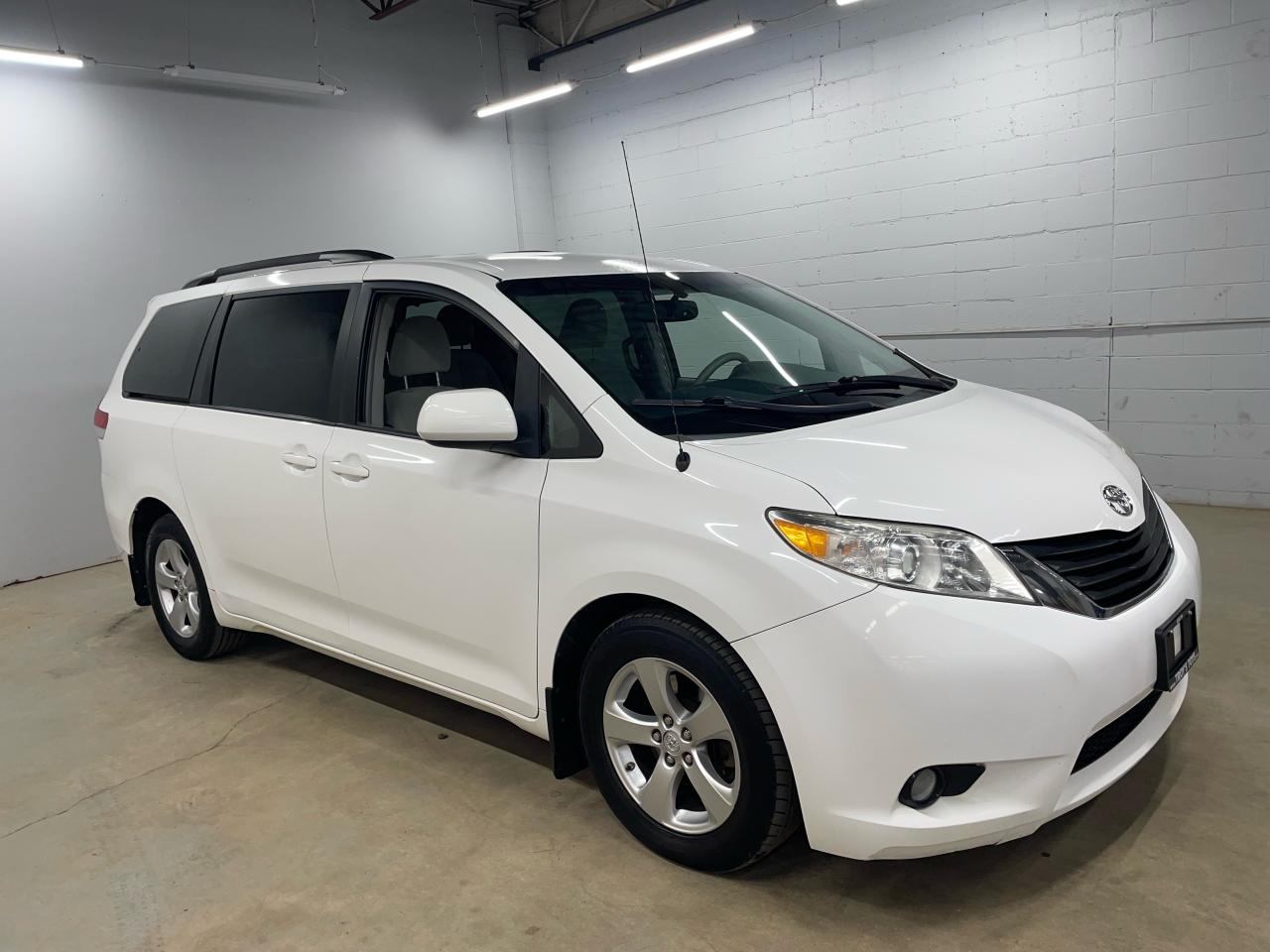 Used 2014 Toyota Sienna 5DR LE 8-PASS FWD for sale in Guelph, ON