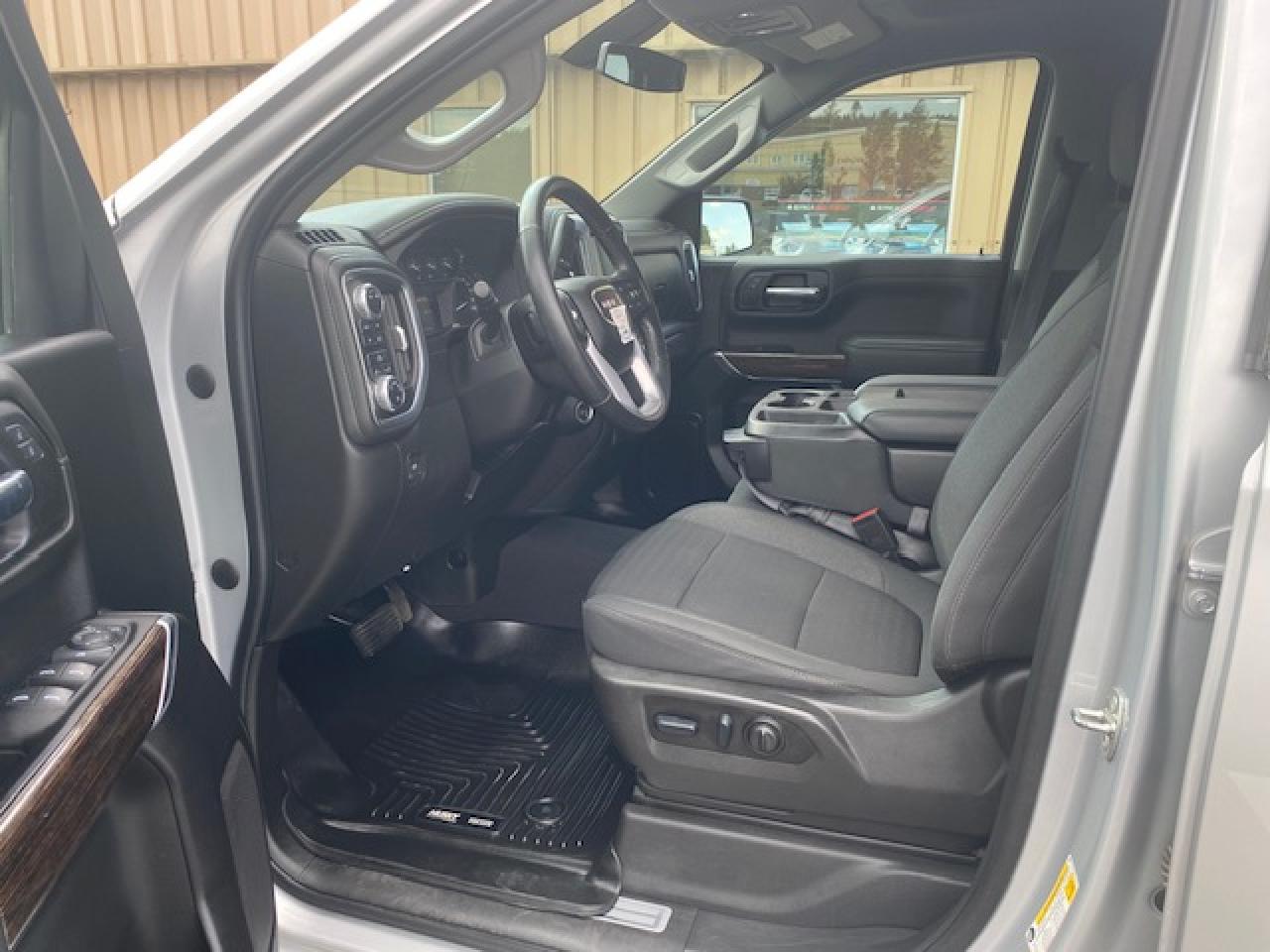 2022 GMC Sierra 1500 SLE - Photo #7