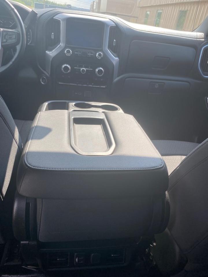 2022 GMC Sierra 1500 SLE - Photo #15