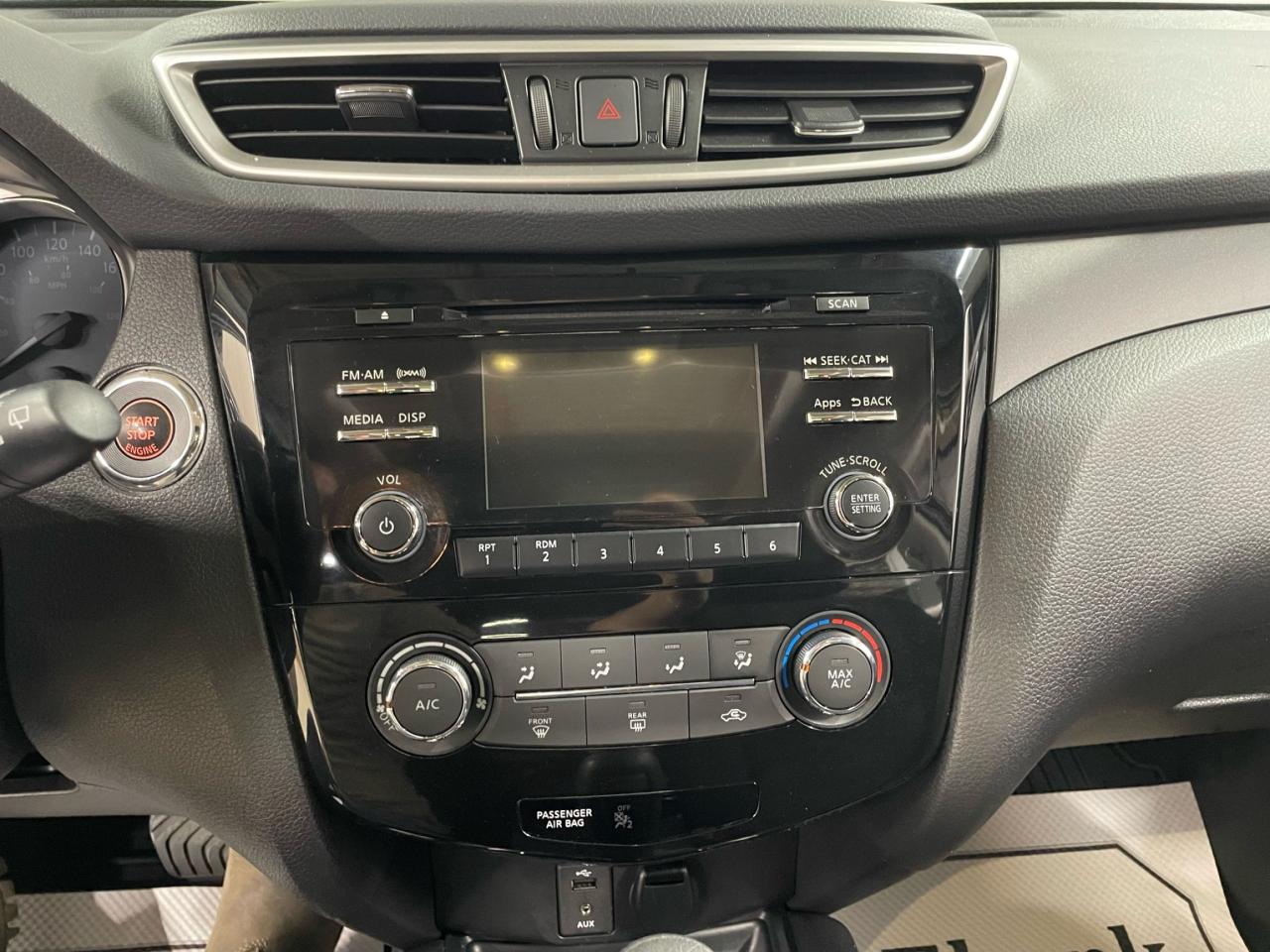 2014 Nissan Rogue SV AWD