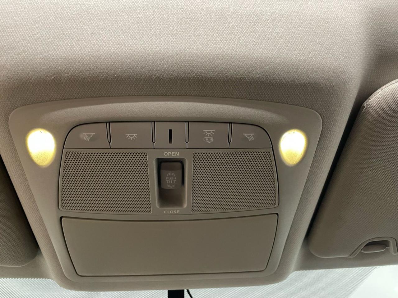 2014 Nissan Rogue SV AWD