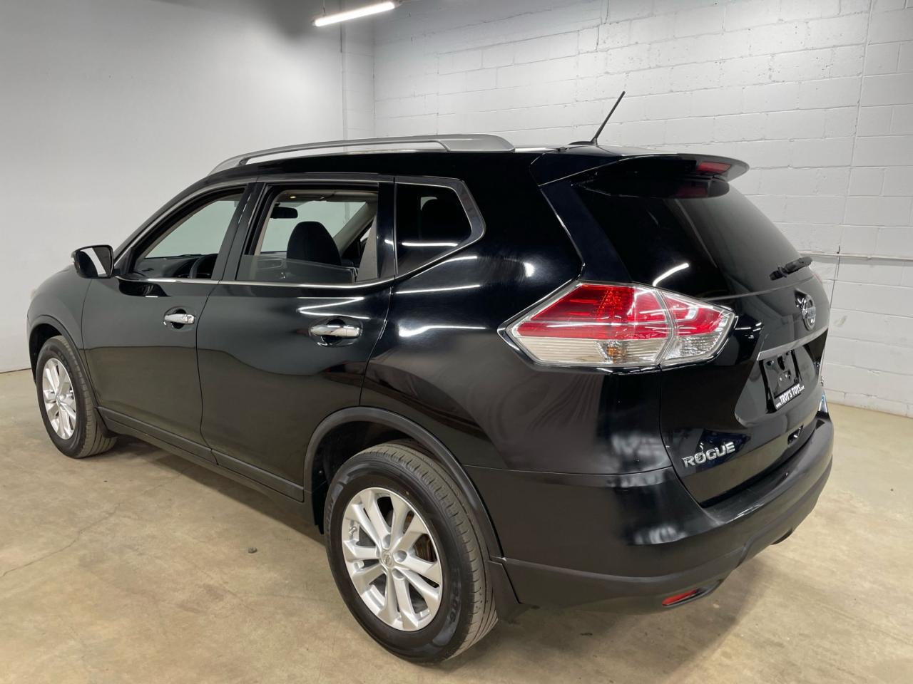 2014 Nissan Rogue SV AWD