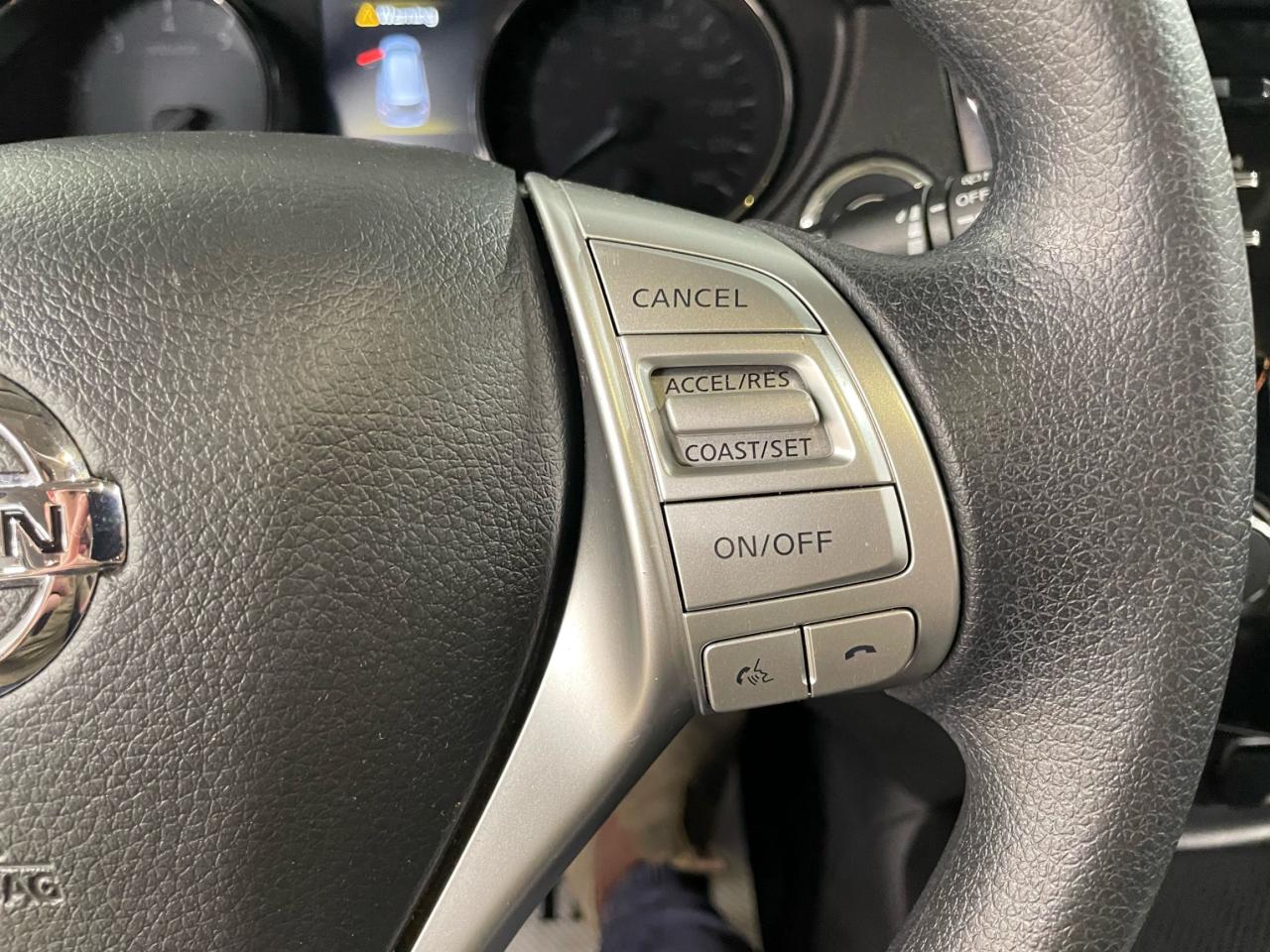 2014 Nissan Rogue SV AWD