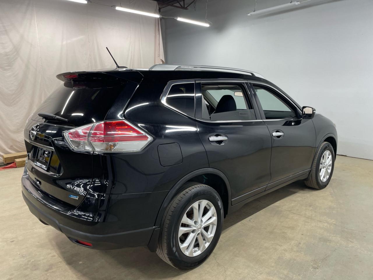 2014 Nissan Rogue SV AWD