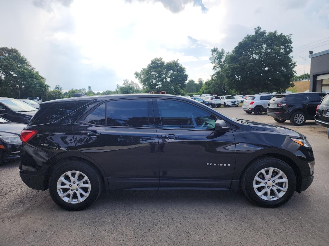 2018 Chevrolet Equinox LS l Clean Carfax l No Accidents l Well Maintained Photo4