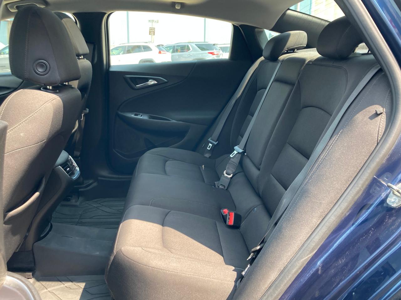 2019 Chevrolet Malibu LT - Photo #9