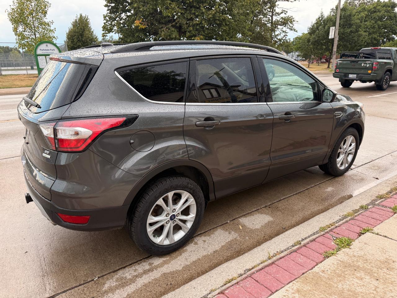 2017 Ford Escape FWD 4dr SE - Photo #10