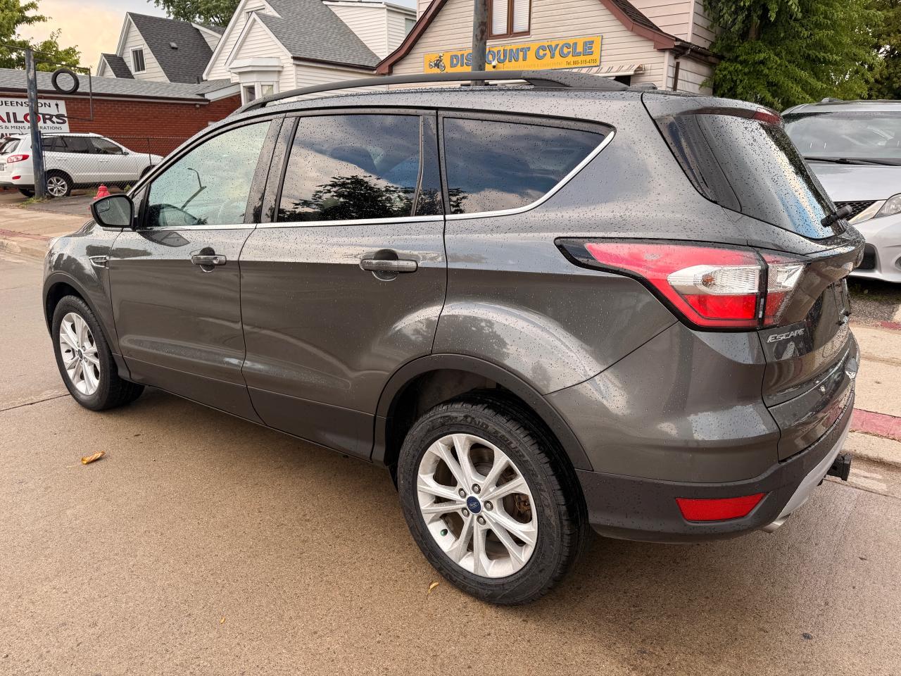2017 Ford Escape FWD 4dr SE - Photo #14