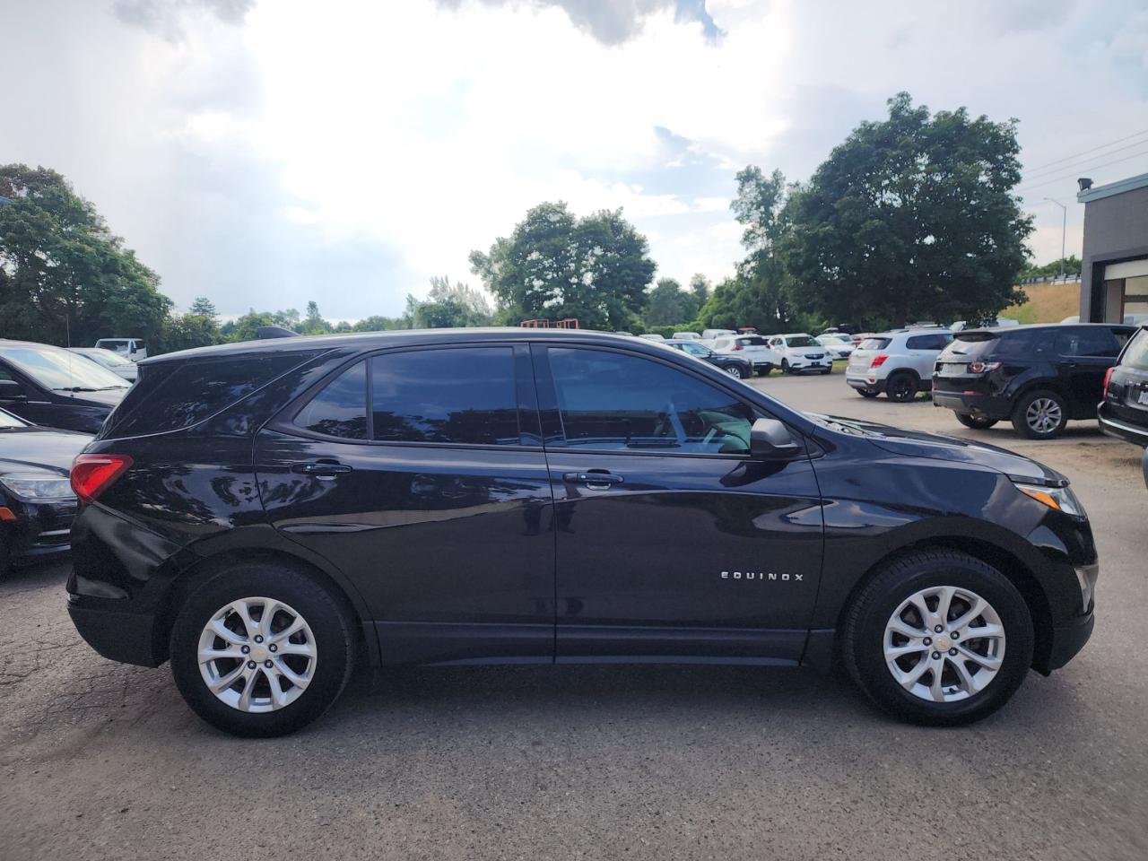 2018 Chevrolet Equinox LS l Clean Carfax l No Accidents l Well Maintained