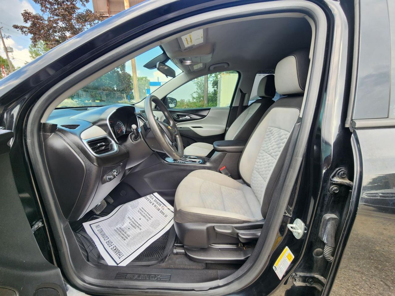 2018 Chevrolet Equinox LS l Clean Carfax l No Accidents l Well Maintained