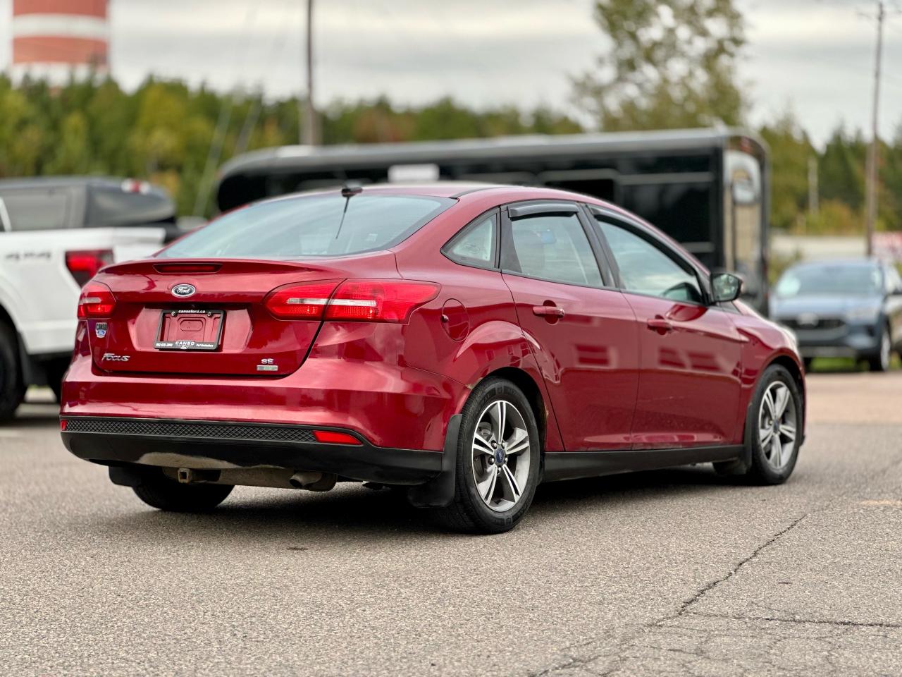 2017 Ford Focus SE SE W/FRESH MVI Photo5