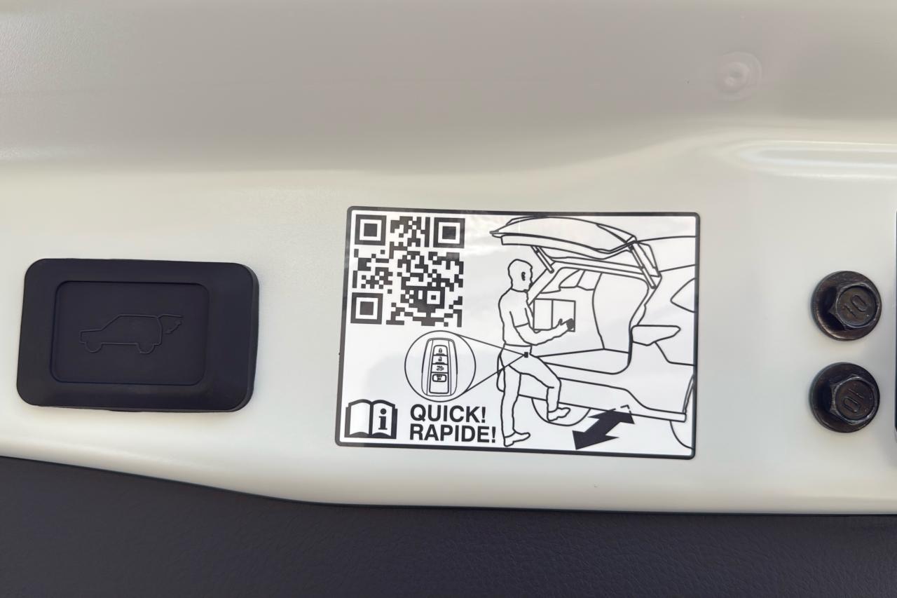 2025 Toyota RAV4 Plug-In Hybrid XSE TECH Photo