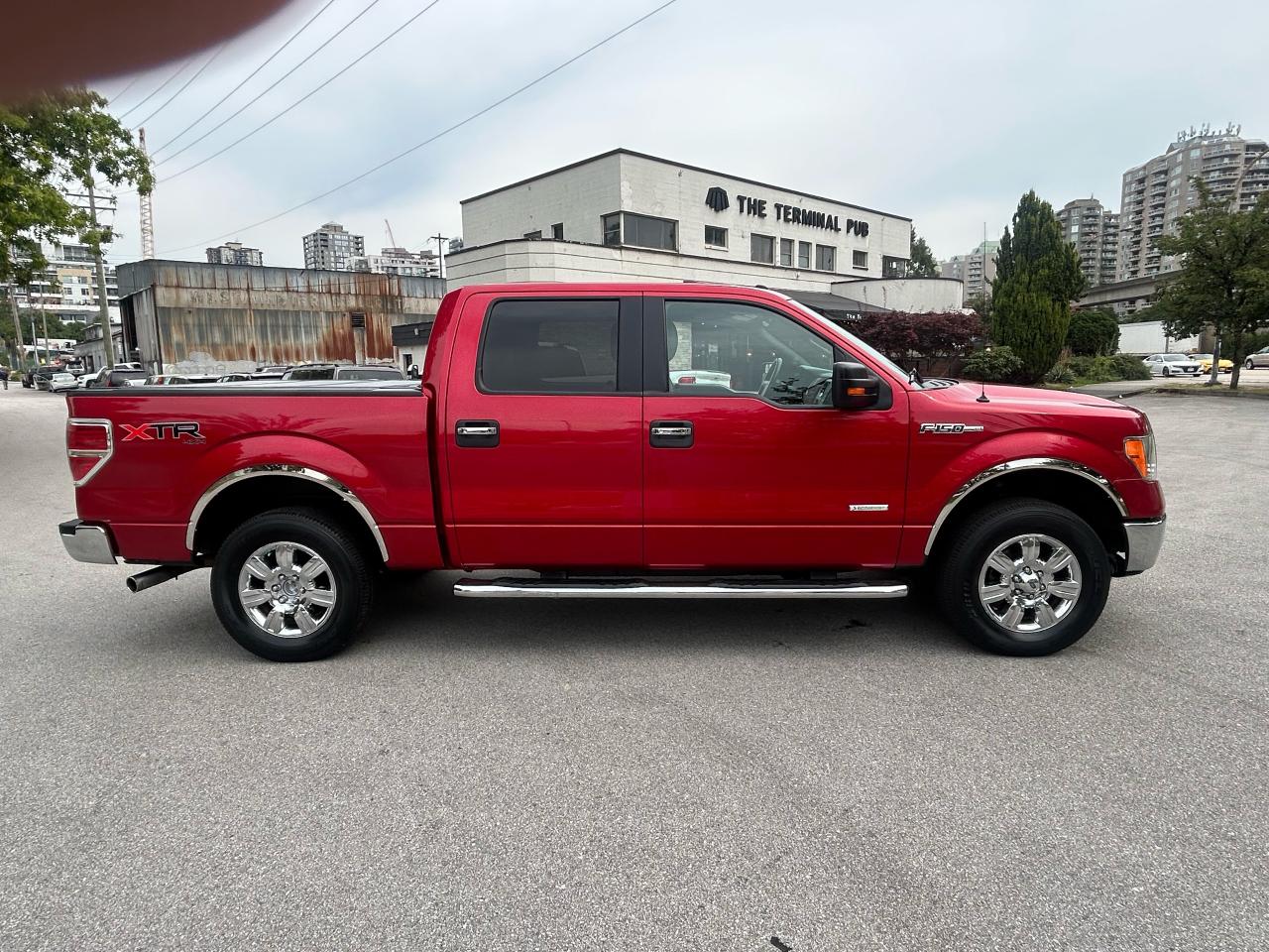 2012 Ford F-150 XLT - Photo #5