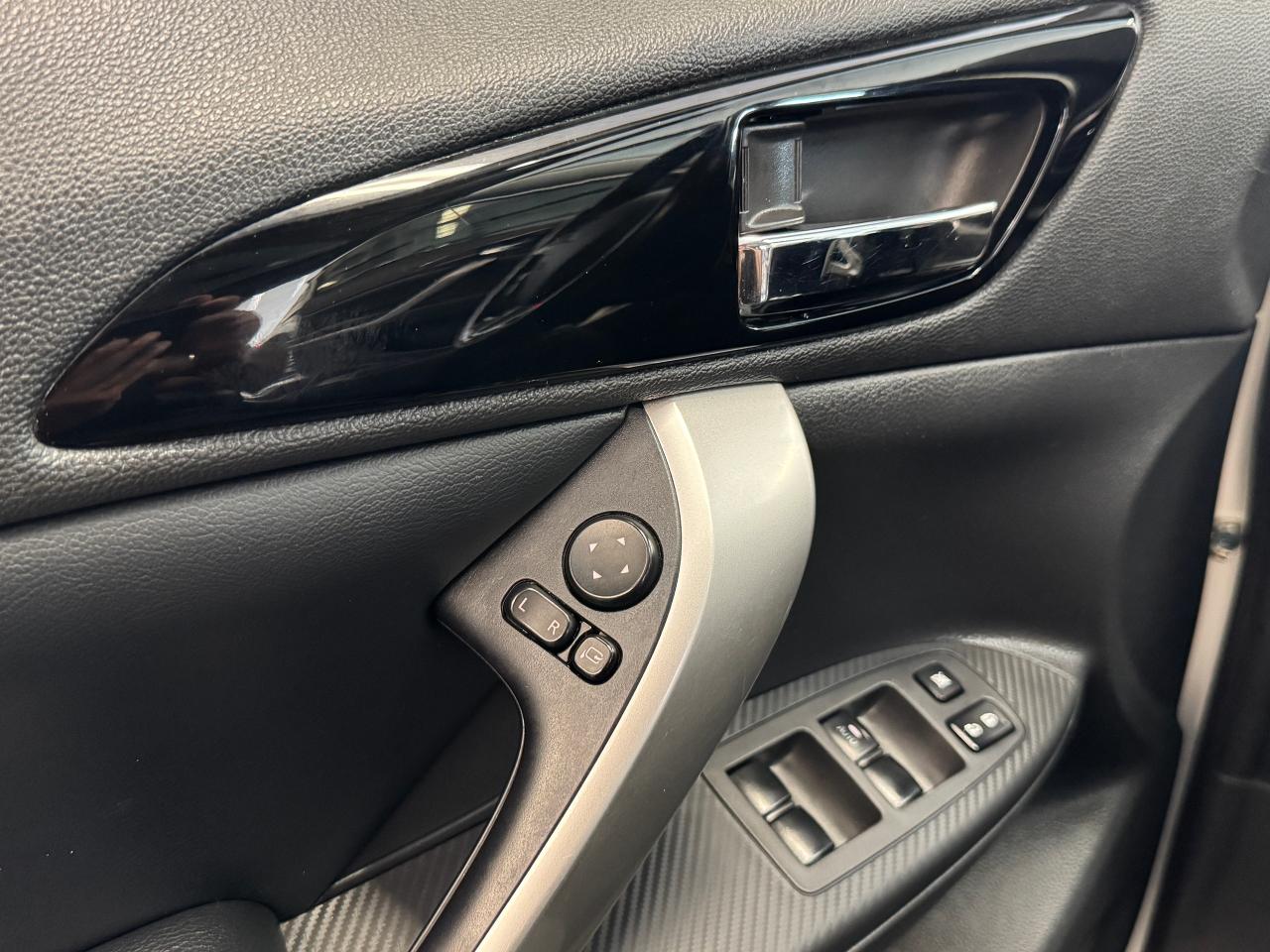 2019 Mitsubishi Eclipse Cross GT AWD+Adaptive Cruise+Leather+Roof+CLEAN CARFAX Photo112