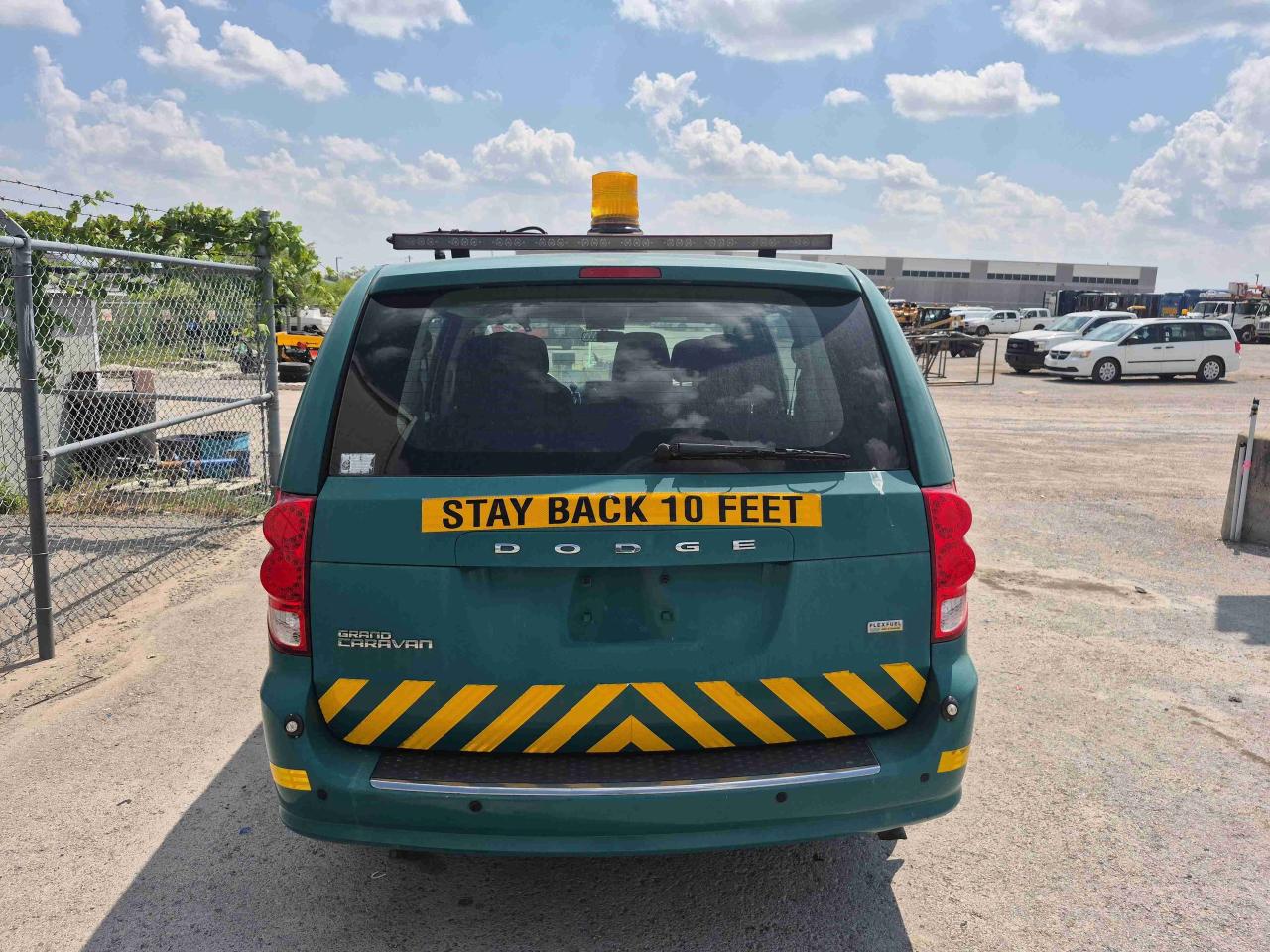 2016 Dodge Grand Caravan SE - Photo #5