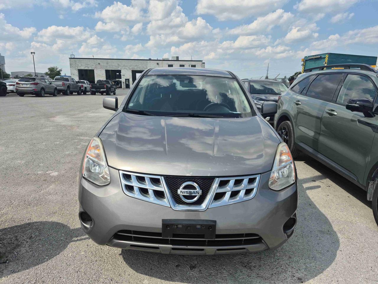 2013 Nissan Rogue  - Photo #2