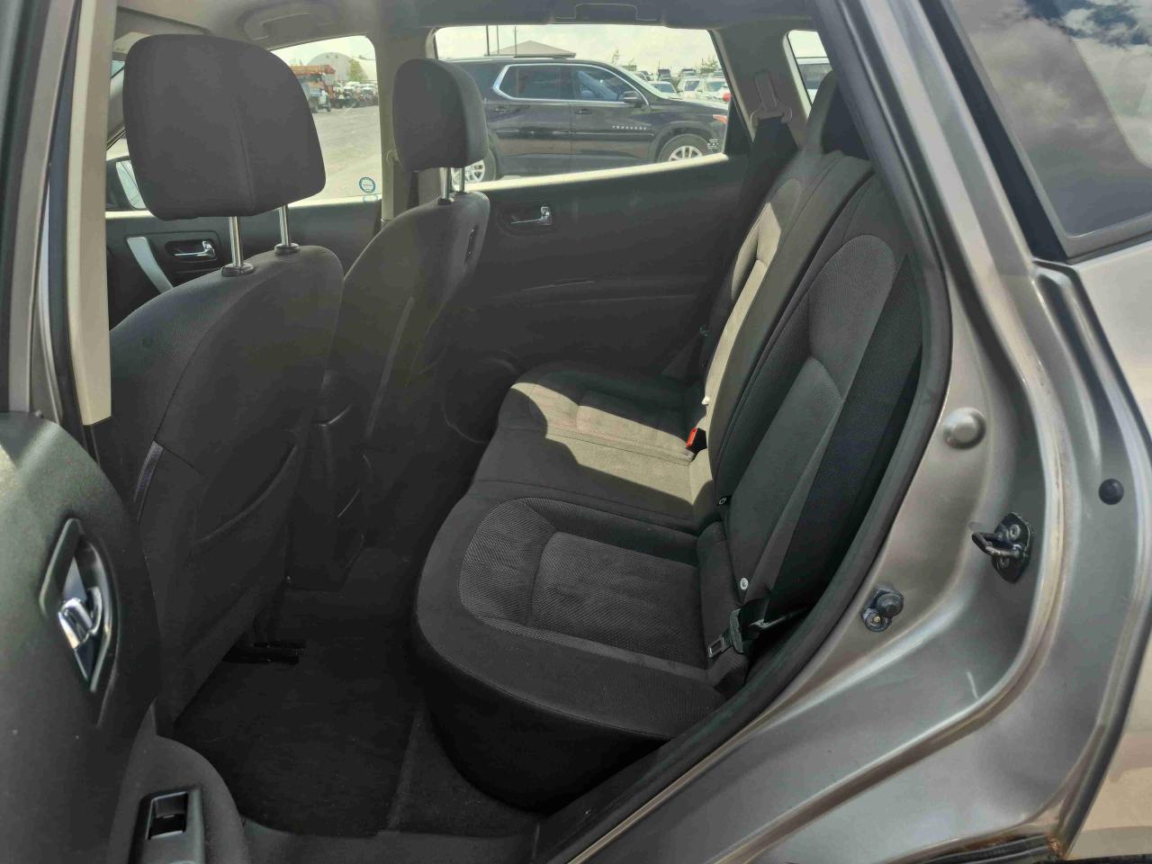 2013 Nissan Rogue  - Photo #12