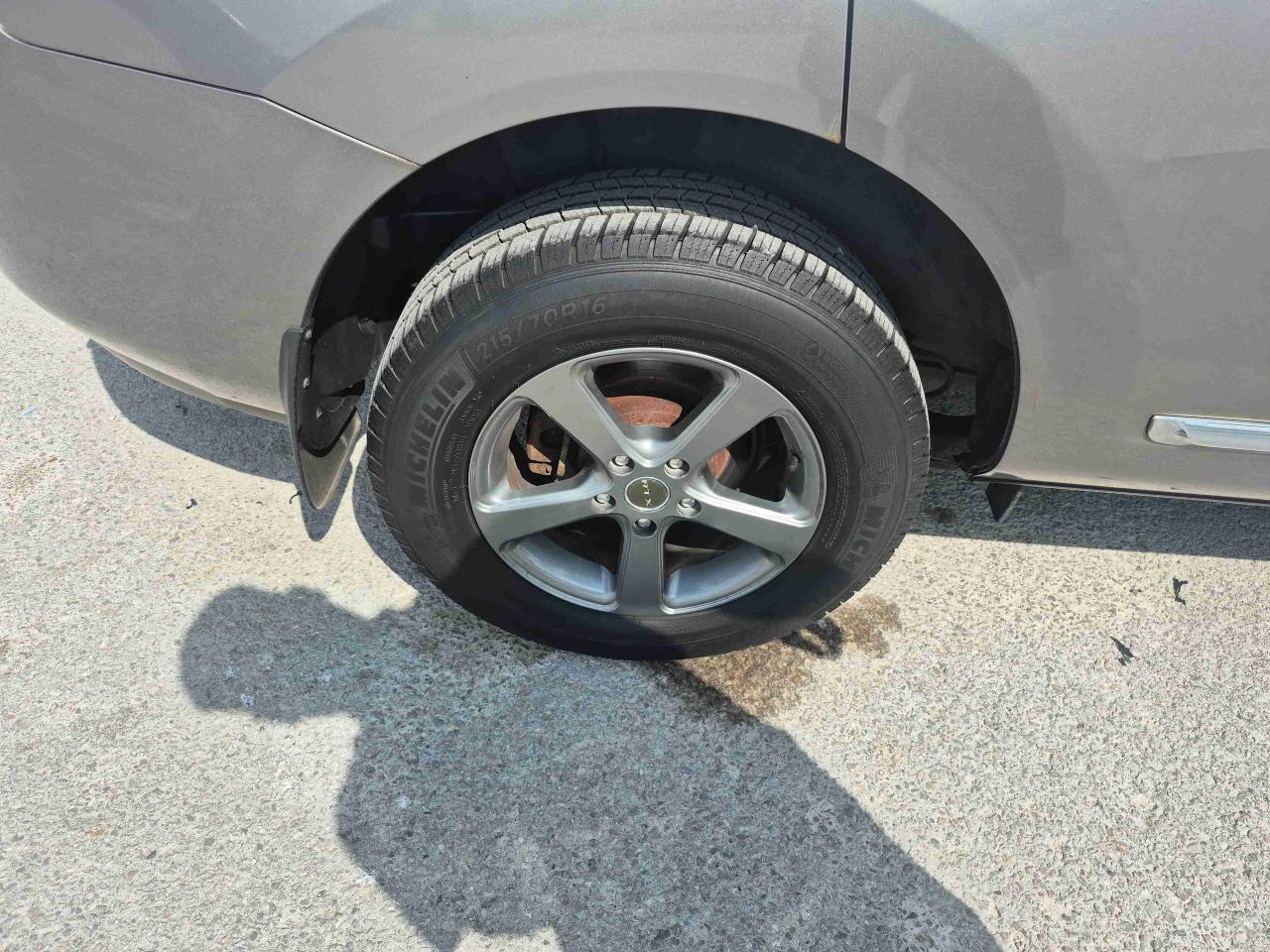 2013 Nissan Rogue  - Photo #15