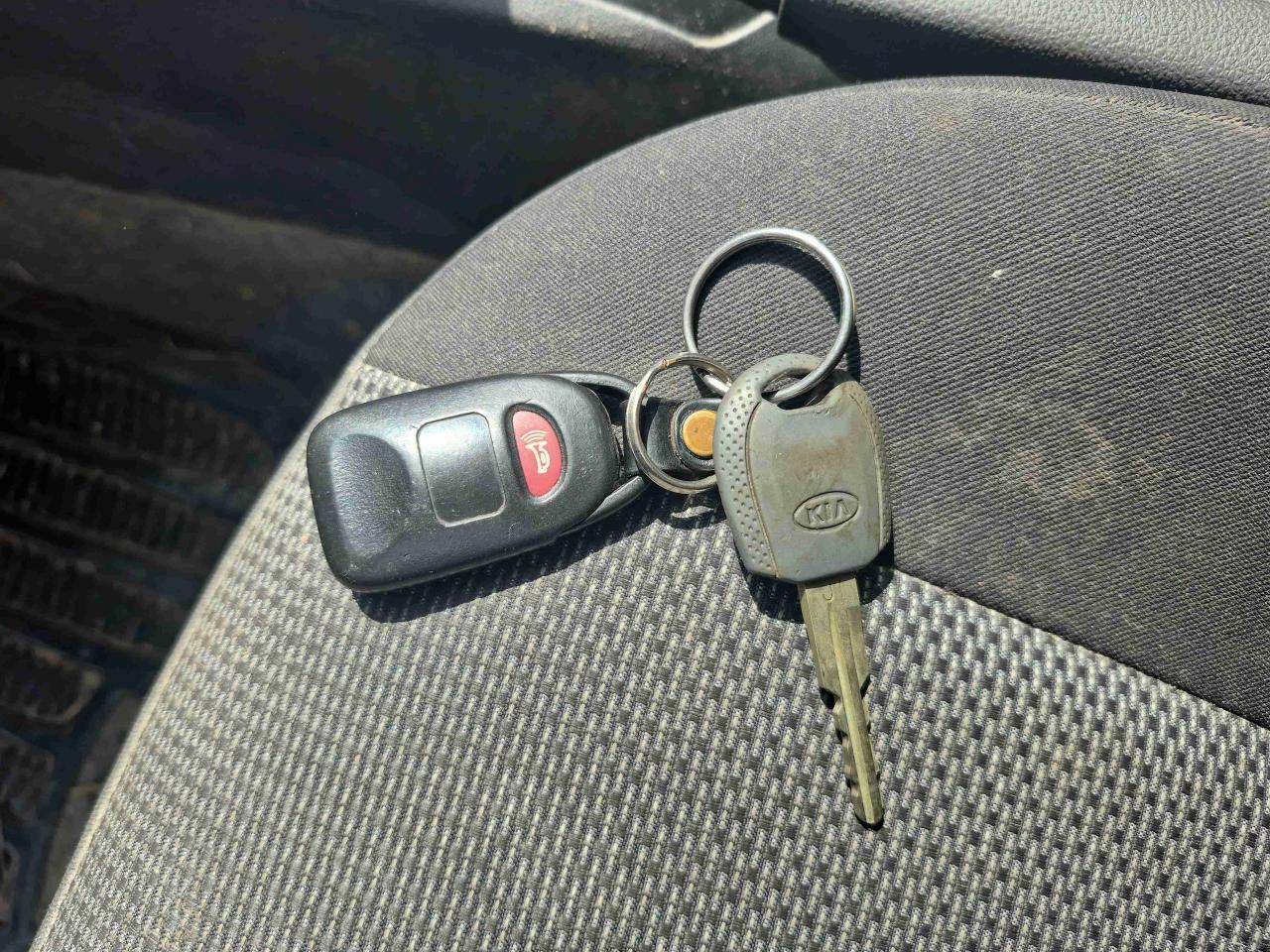 2009 Kia Rio  - Photo #11