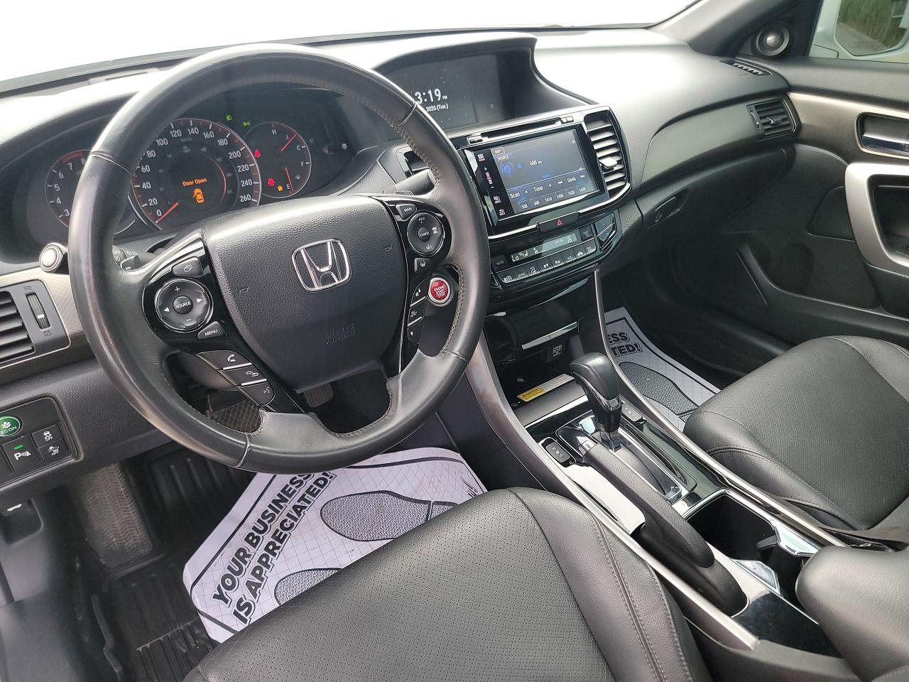 2017 Honda Accord Touring - Photo #9