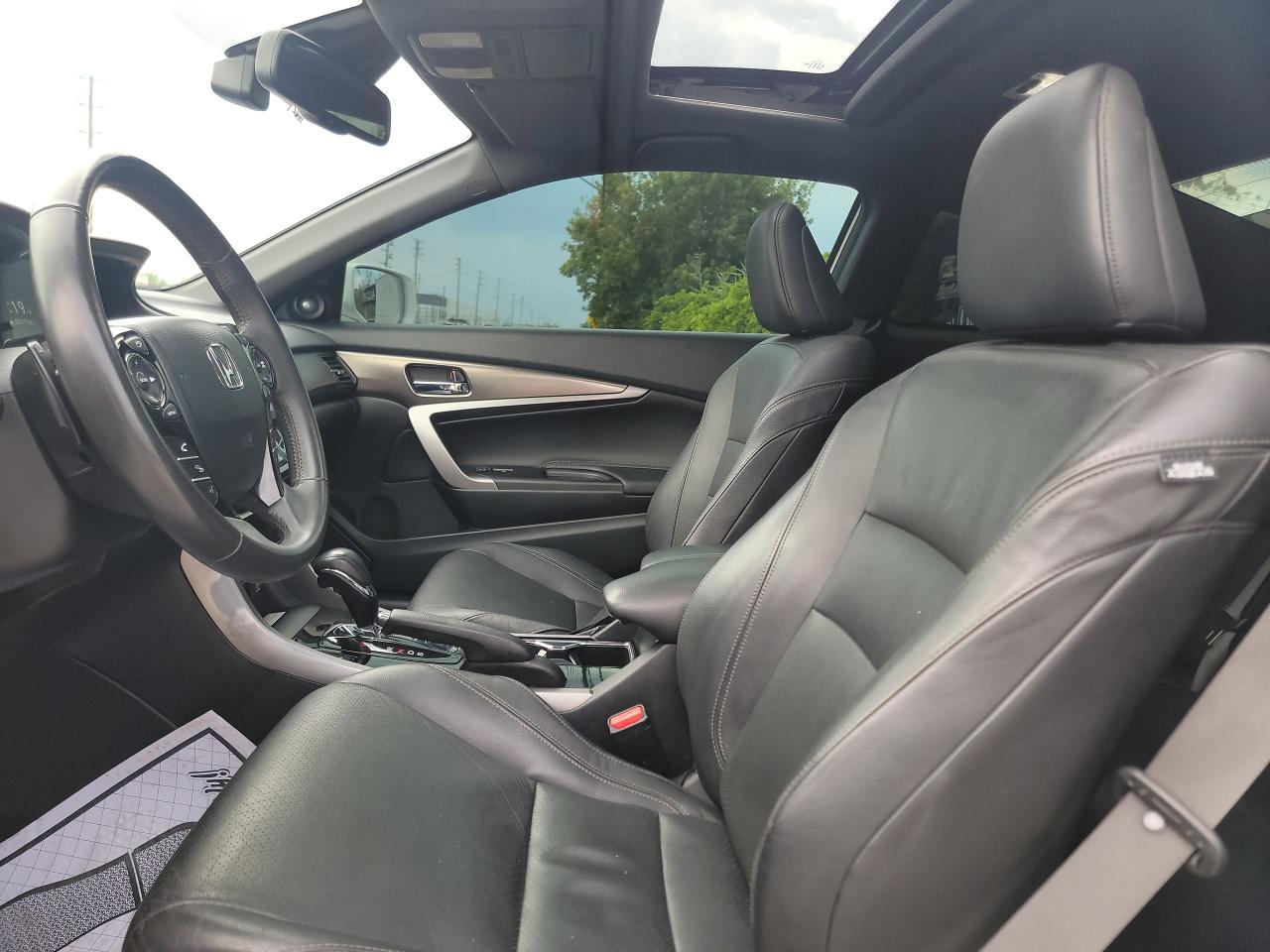 2017 Honda Accord Touring - Photo #10