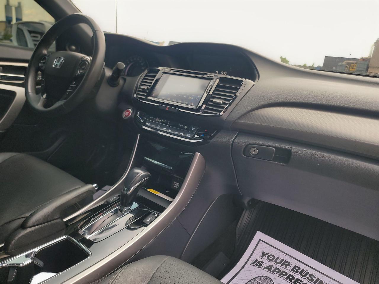 2017 Honda Accord Touring - Photo #14