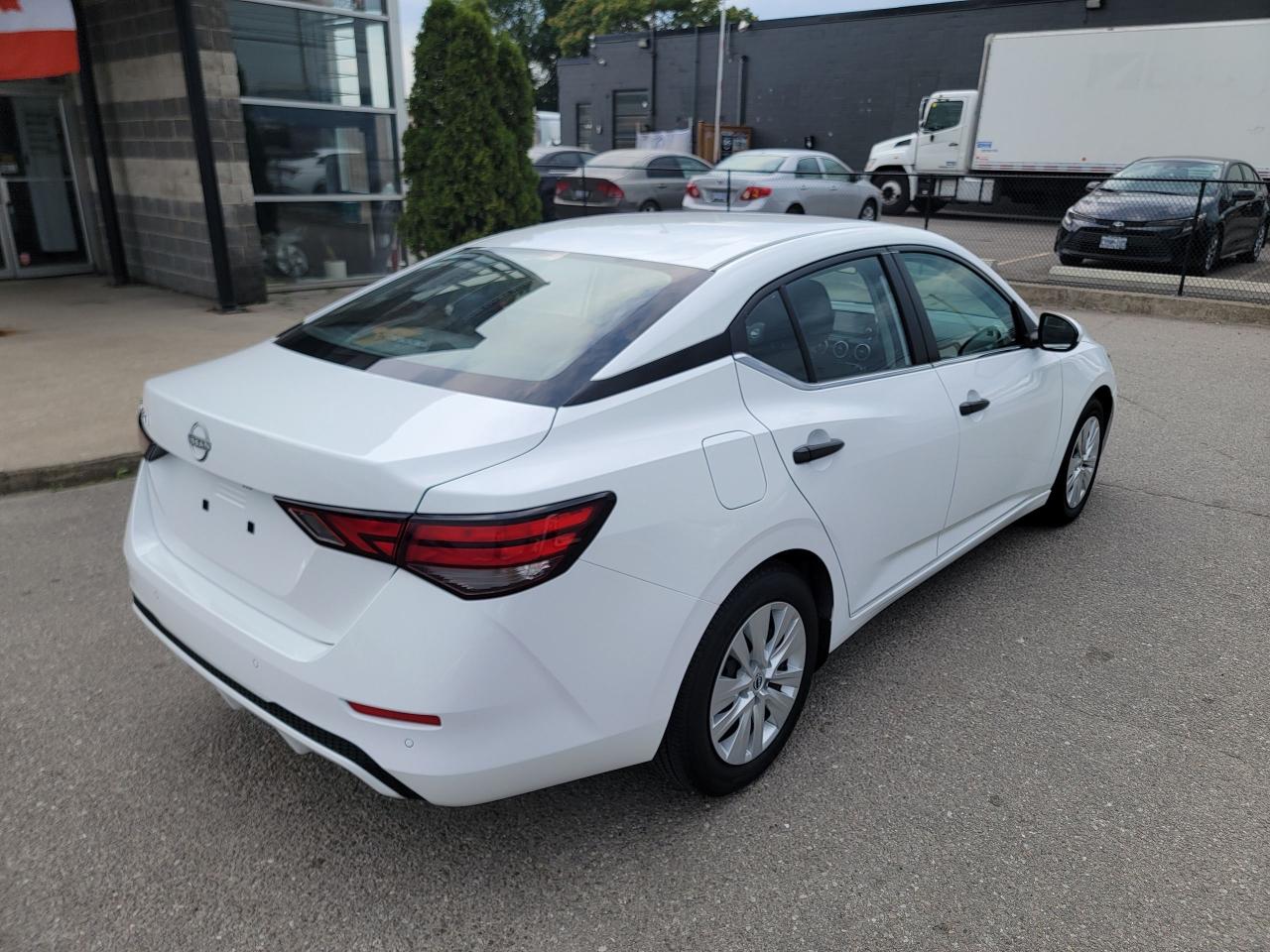 2024 Nissan Sentra S Plus Photo4