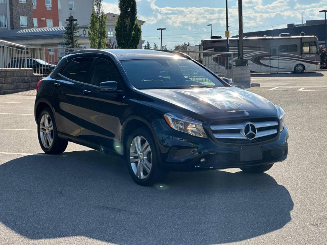 2016 Mercedes-Benz GLA | WINTER SALE! Photo4