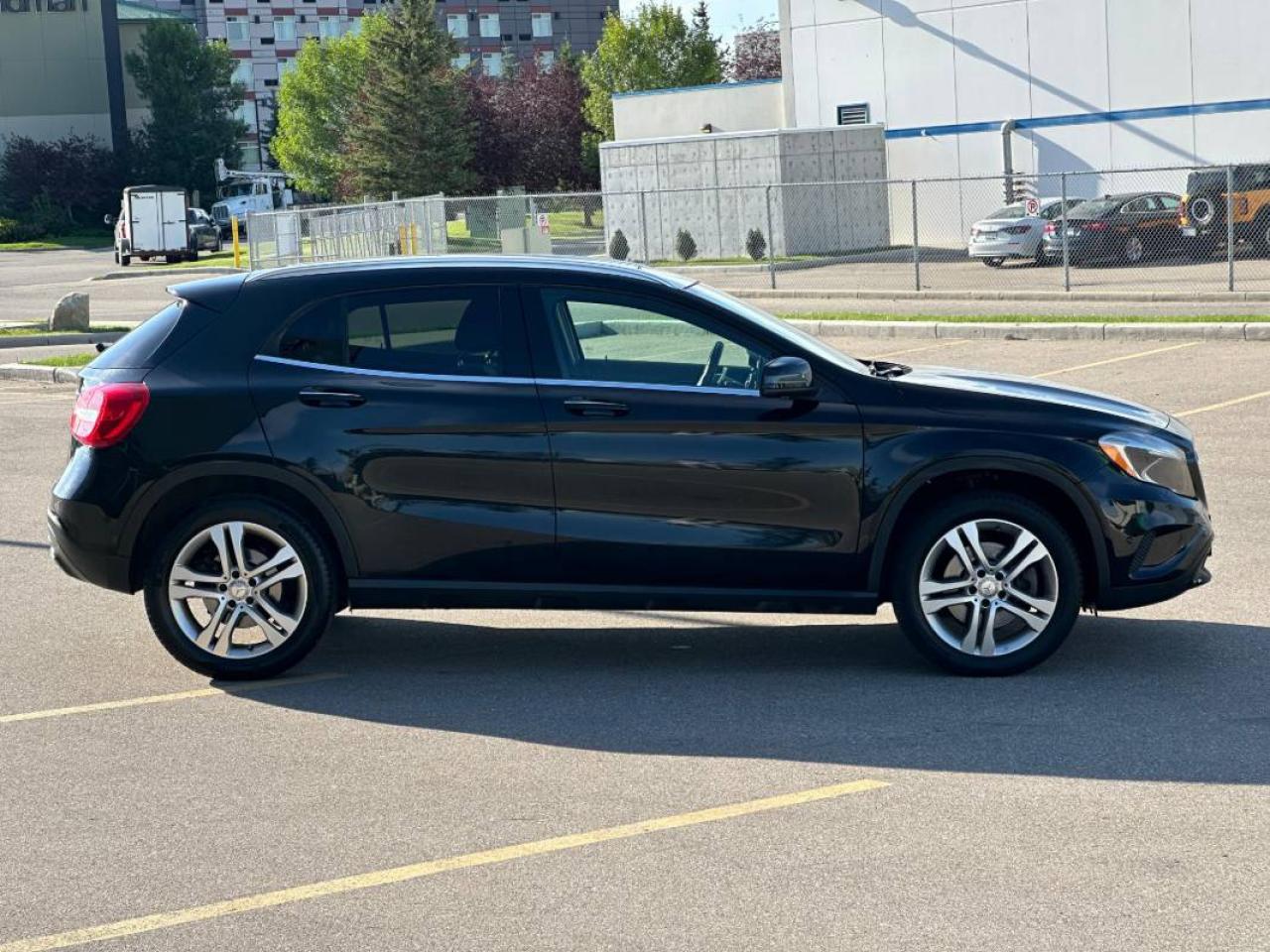2016 Mercedes-Benz GLA | WINTER SALE! Photo2