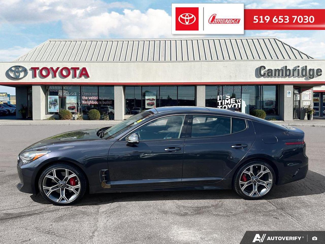 2019 Kia Stinger GT Limited Photo2