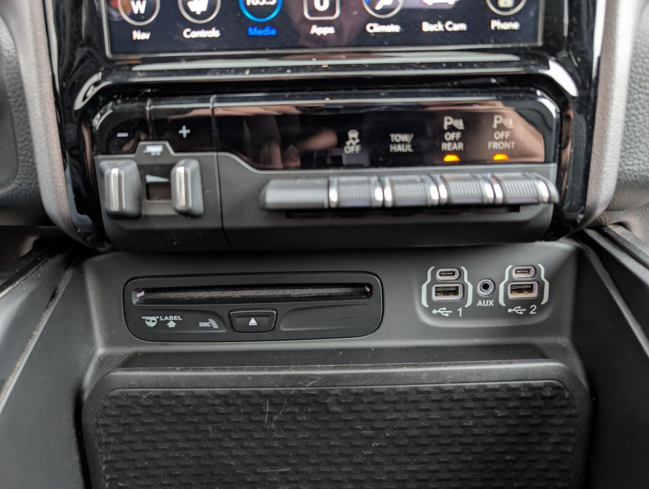 2019 RAM 1500 SPORT Photo
