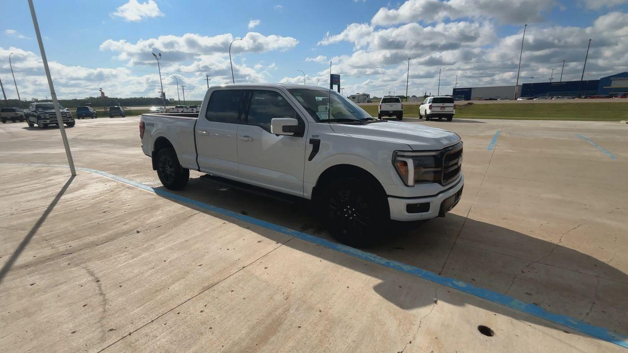 2025 Ford F-150 Lariat 4WD SuperCrew 6.5' Box Photo1