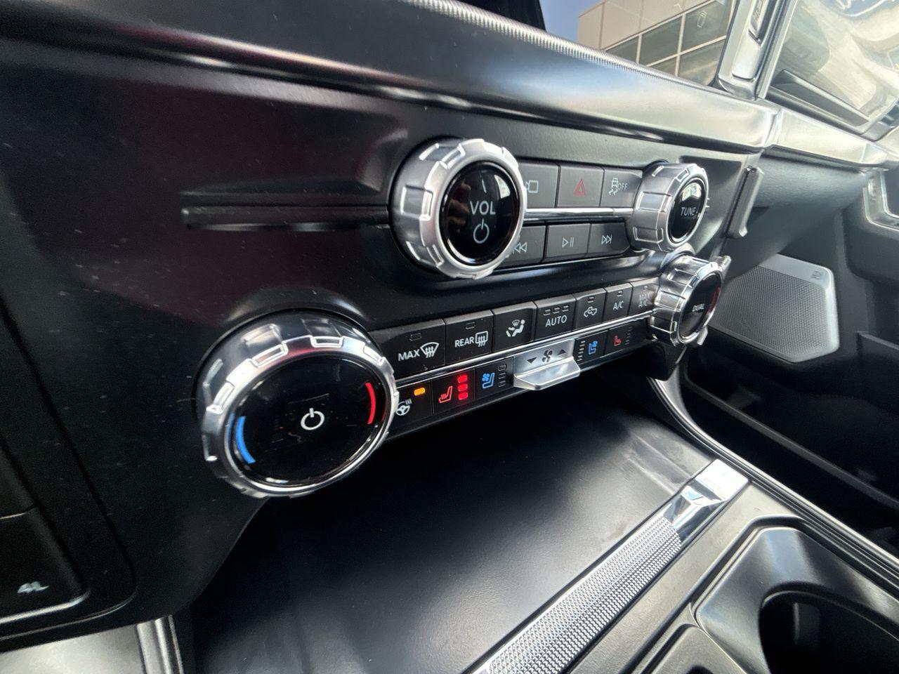 2025 Ford F-150 Lariat 4WD SuperCrew 6.5' Box Photo5