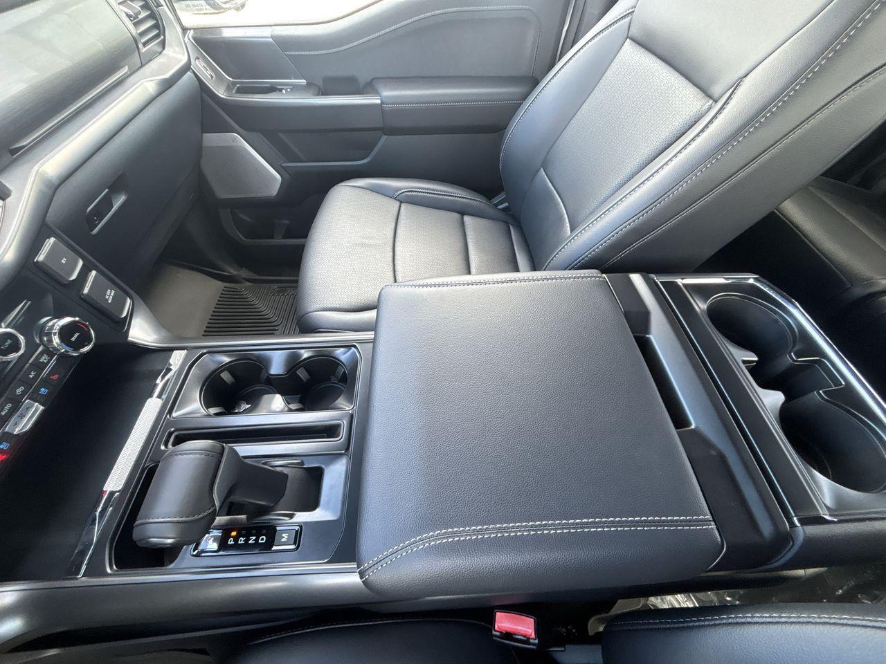 2025 Ford F-150 Lariat 4WD SuperCrew 6.5' Box Photo5