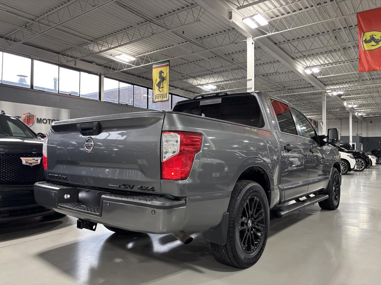 2018 Nissan Titan SV Midnight Edition|V8|4X4|CREW|NAV|HEATEDSEATS|++ - Photo #4
