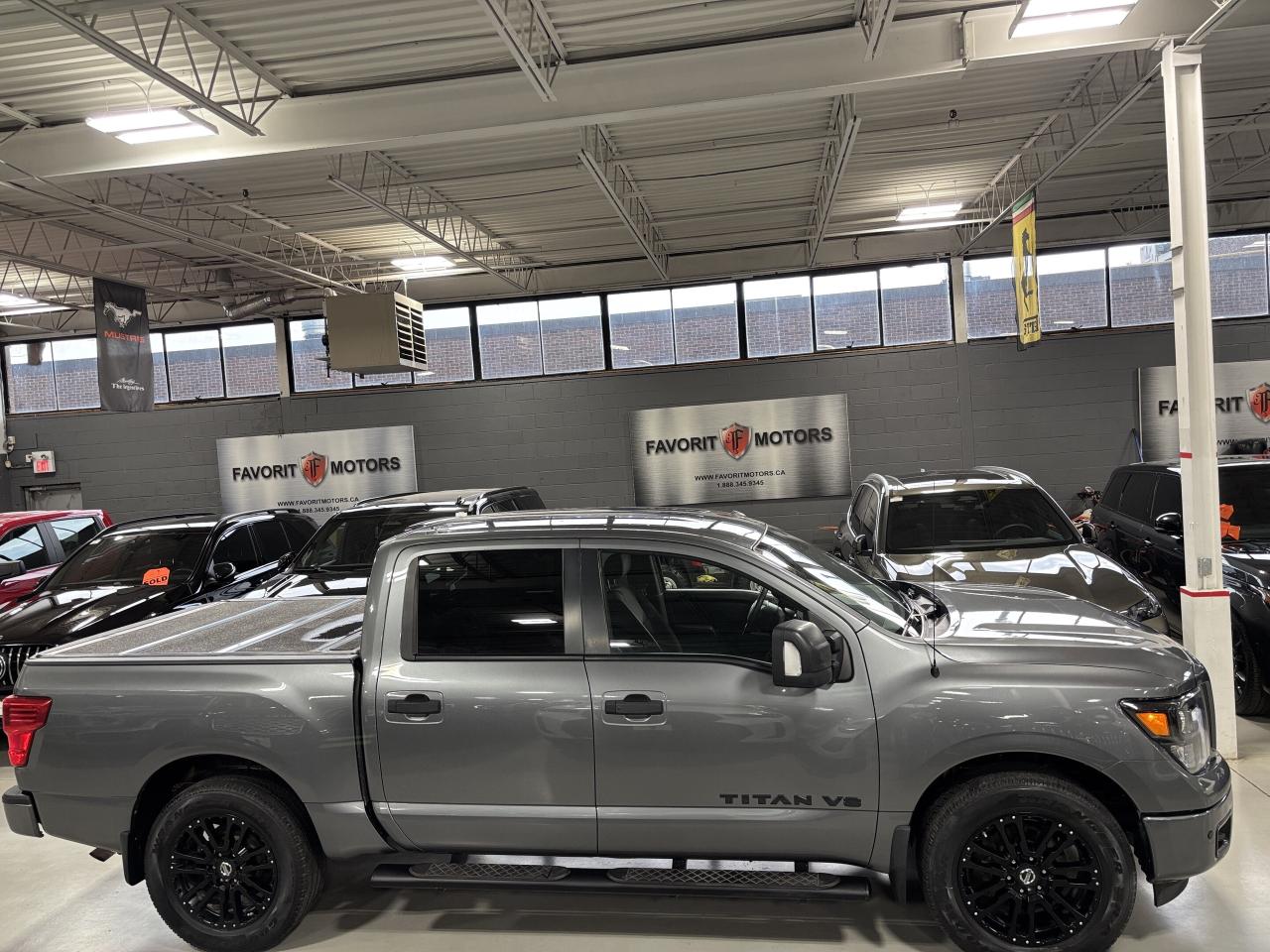 2018 Nissan Titan SV Midnight Edition|V8|4X4|CREW|NAV|HEATEDSEATS|++ - Photo #3