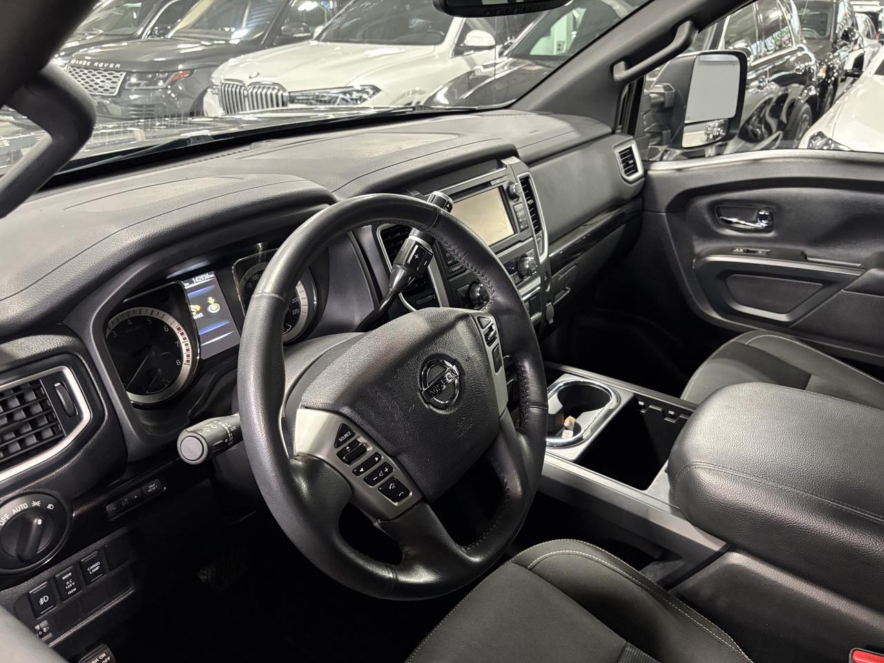 2018 Nissan Titan SV Midnight Edition|V8|4X4|CREW|NAV|HEATEDSEATS|++ - Photo #10