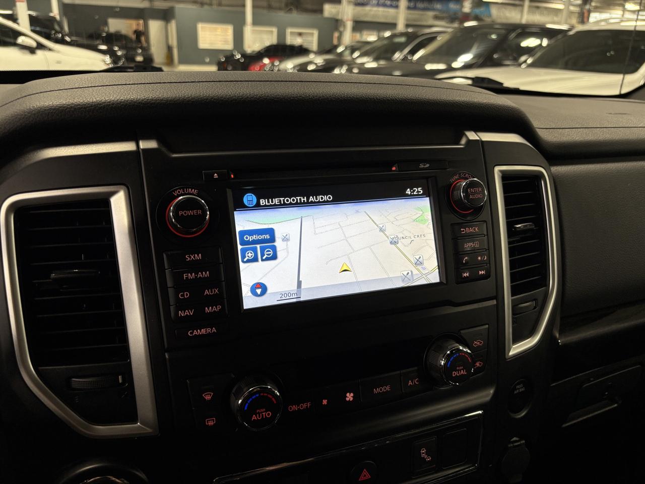2018 Nissan Titan SV Midnight Edition|V8|4X4|CREW|NAV|HEATEDSEATS|++ - Photo #13