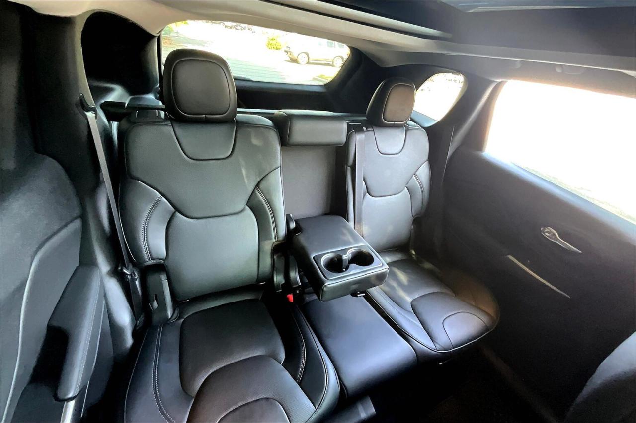 2022 Jeep Cherokee Limited Elite | Panoroof | Alpine | Tow Pkg | 4X4 Photo